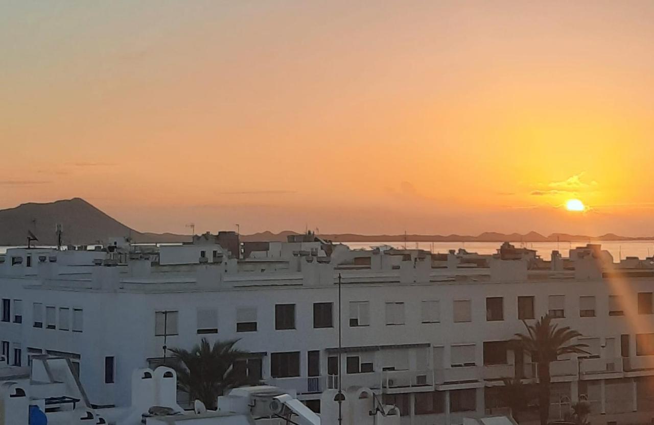 Sun & Surf Loft, Near Main Street And Beach, Wifi Fiber, Winter Garden With Sea View Коральео Экстерьер фото
